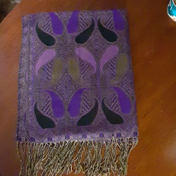 Pashmina Scarf/Shawl - Picture 5 of 8